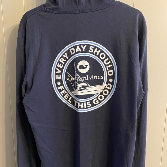 Vineyard vines hoodie - Picture 3 of 4